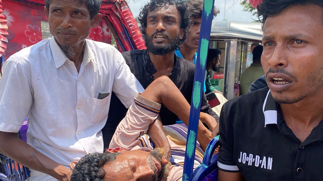 নোয়াখালীতে বিএনপির এক পক্ষের মানববন্ধনে অপর পক্ষের হামলা, আহত ৭